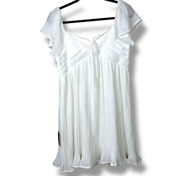 Lulus NWT Amalfi Coast White Pleated Flutter Sleeve Empire A-Line Mini Dress - Picture 8 of 11
